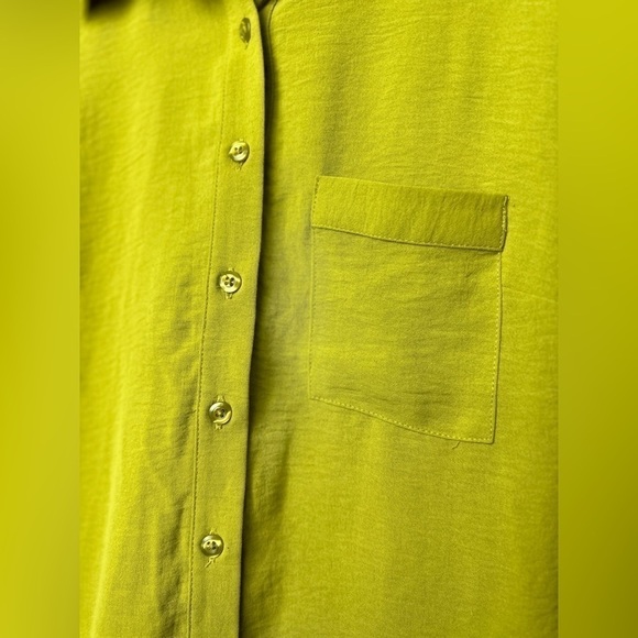 Blue Blossom Women’s Avocado Green Button up Blouse with slits on each side​ - Picture 5 of 10